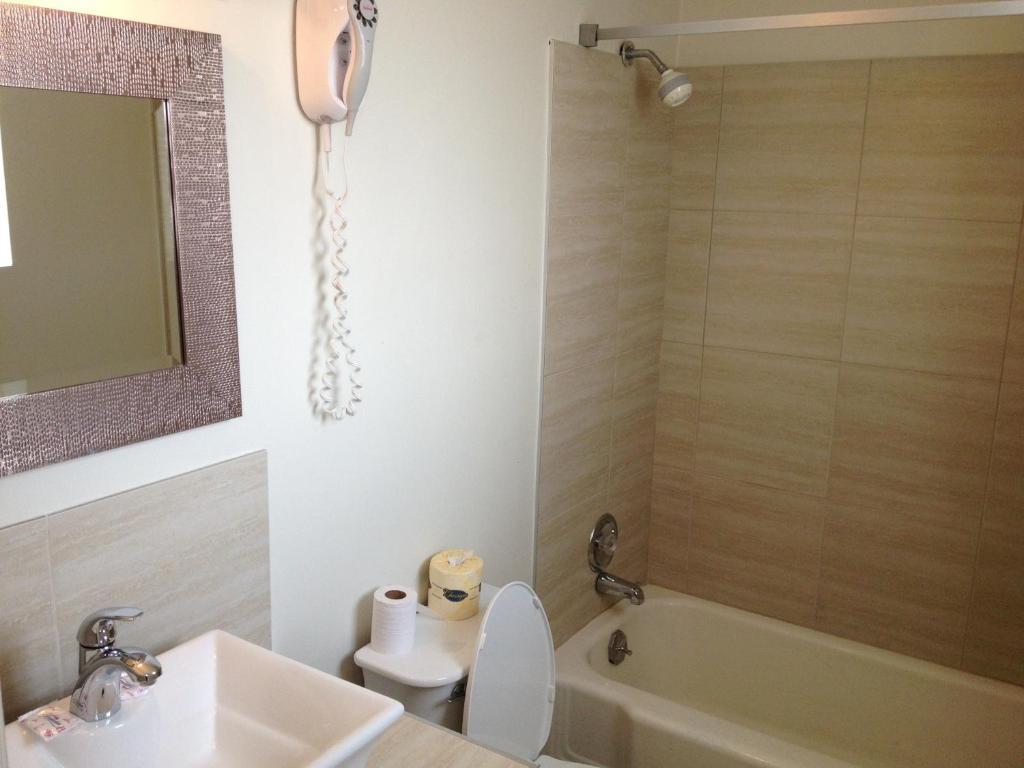 Rainbow Motor Inn - Fallsview Niagara Falls Room photo