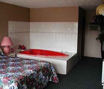 Rainbow Motor Inn - Fallsview Niagara Falls Exterior photo